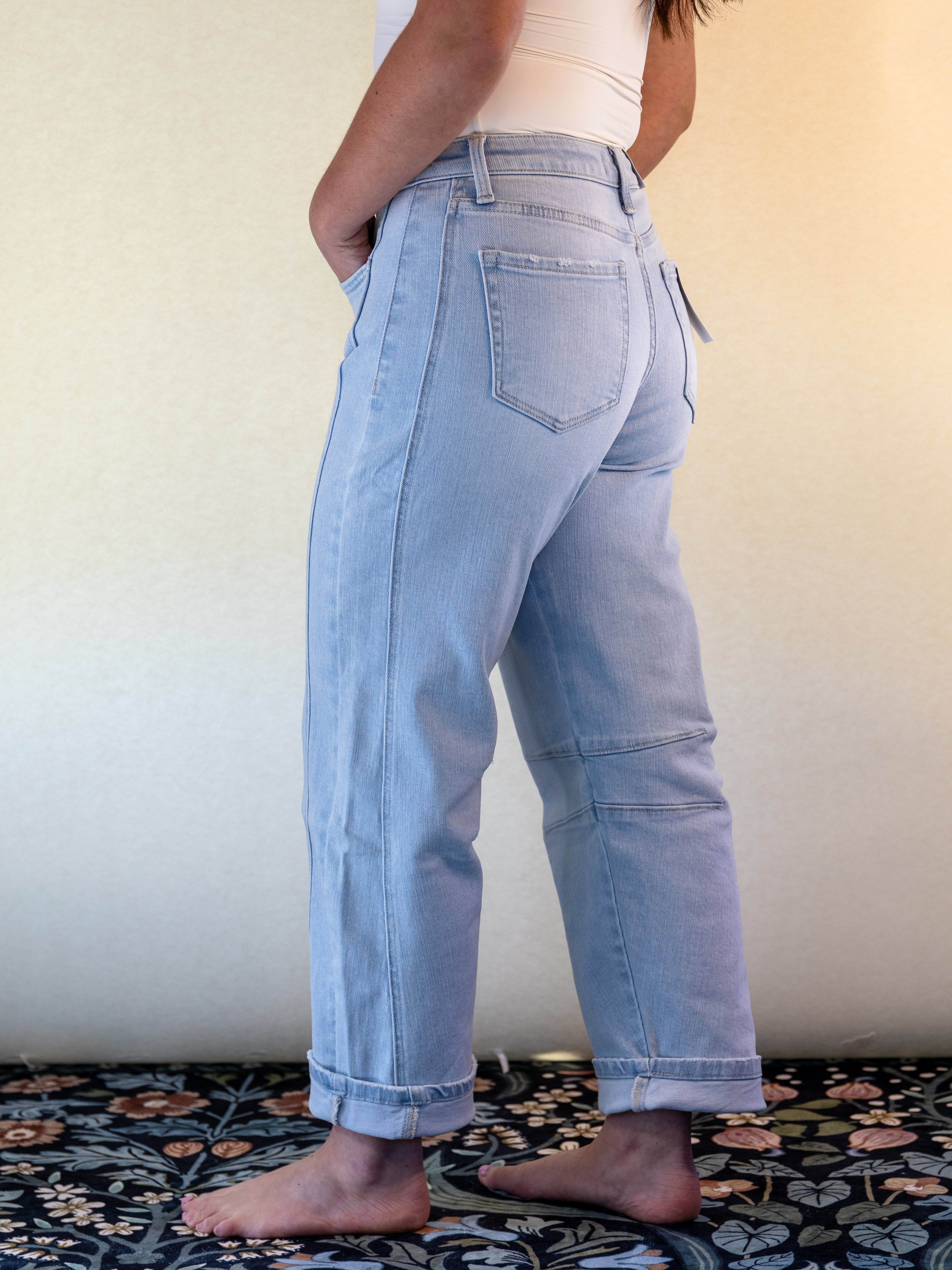 Light Wash High Rise Barrel Jeans