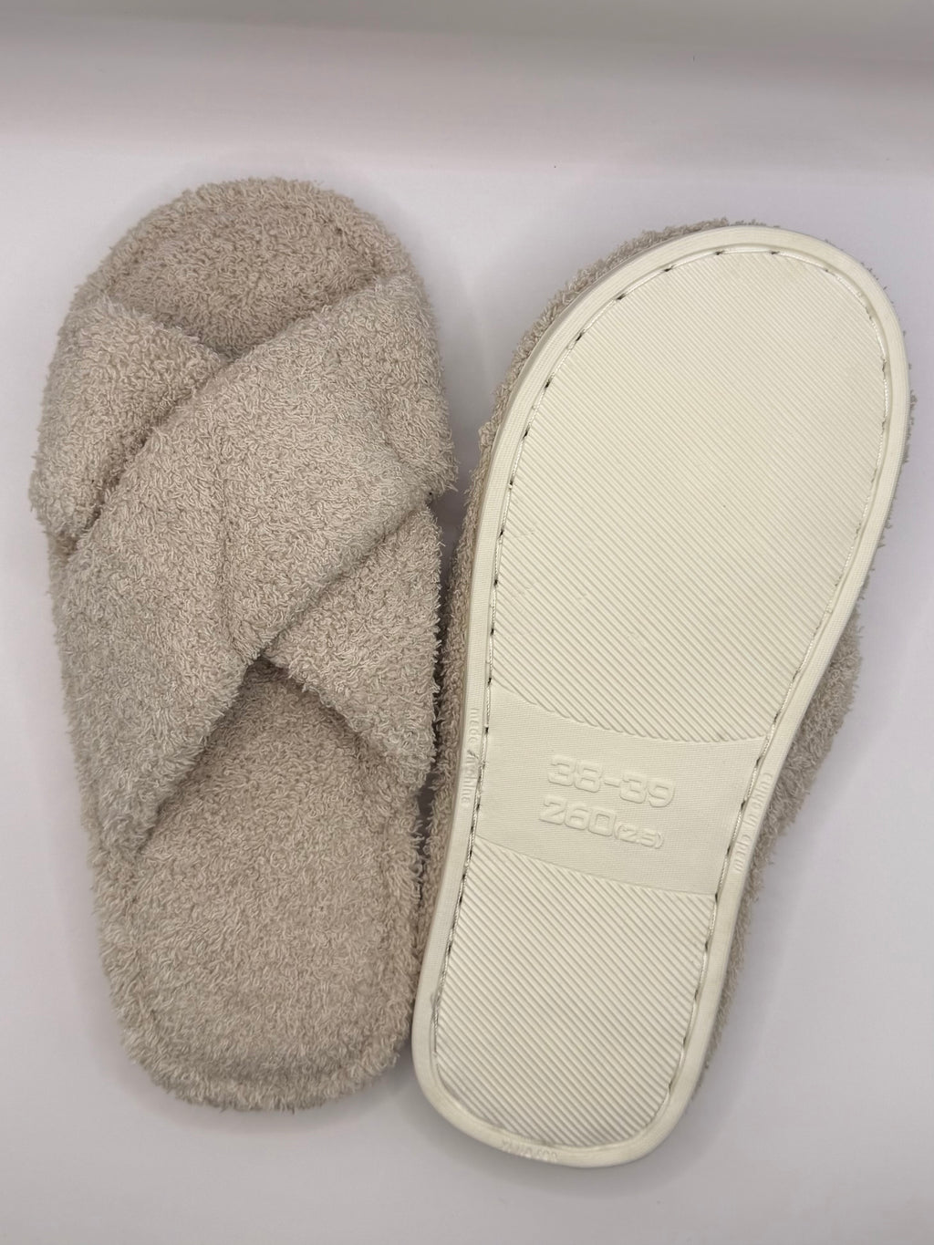 Criss Cross Cozy Slipper