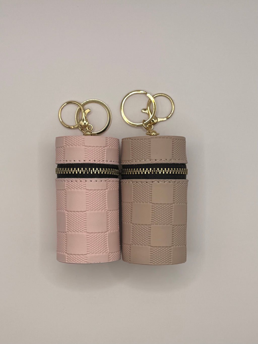Round Lip Pouch Keychain
